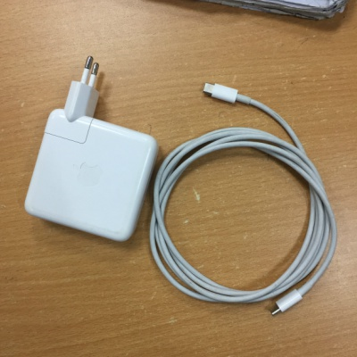 Hình ảnh của Sạc MacBook Pro 13" A1708 A1706 2017 -- Hàng Hãng Gọi ngay 0937 759 311 mua hàng nhé