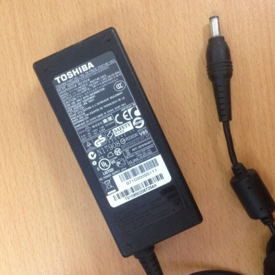 Hình ảnh của Sạc laptop Toshiba Satellite L310 L510 Gọi ngay 0937 759 311 mua hàng nhé